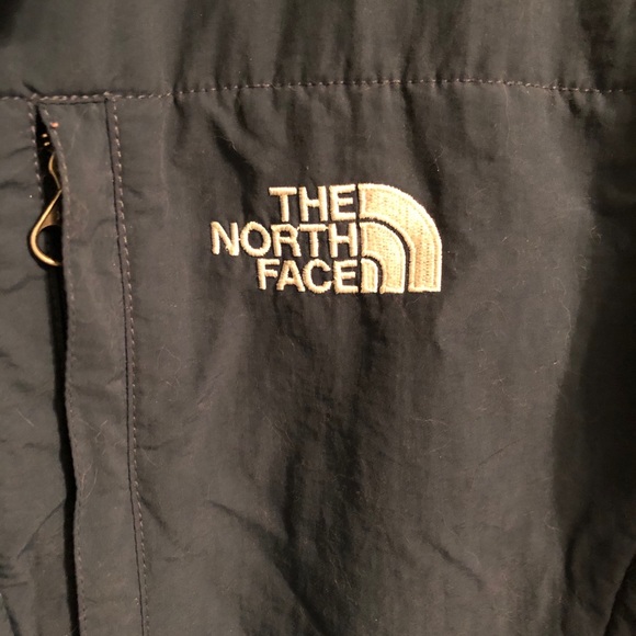 Medium North Face Jacket - Picture 2 of 3